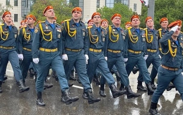 В Новороссийске прошел Парад в честь 80-летия Победы в Великой Отечественной войне