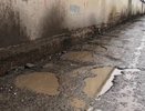 Проблемы с ямами на улице Стартовой в Новороссийске: власти обещают ремонт до конца мая