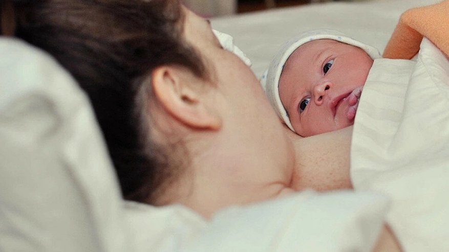 Главная картинка новости: В День Победы в станице Варениковской родилась девочка по имени Виктория