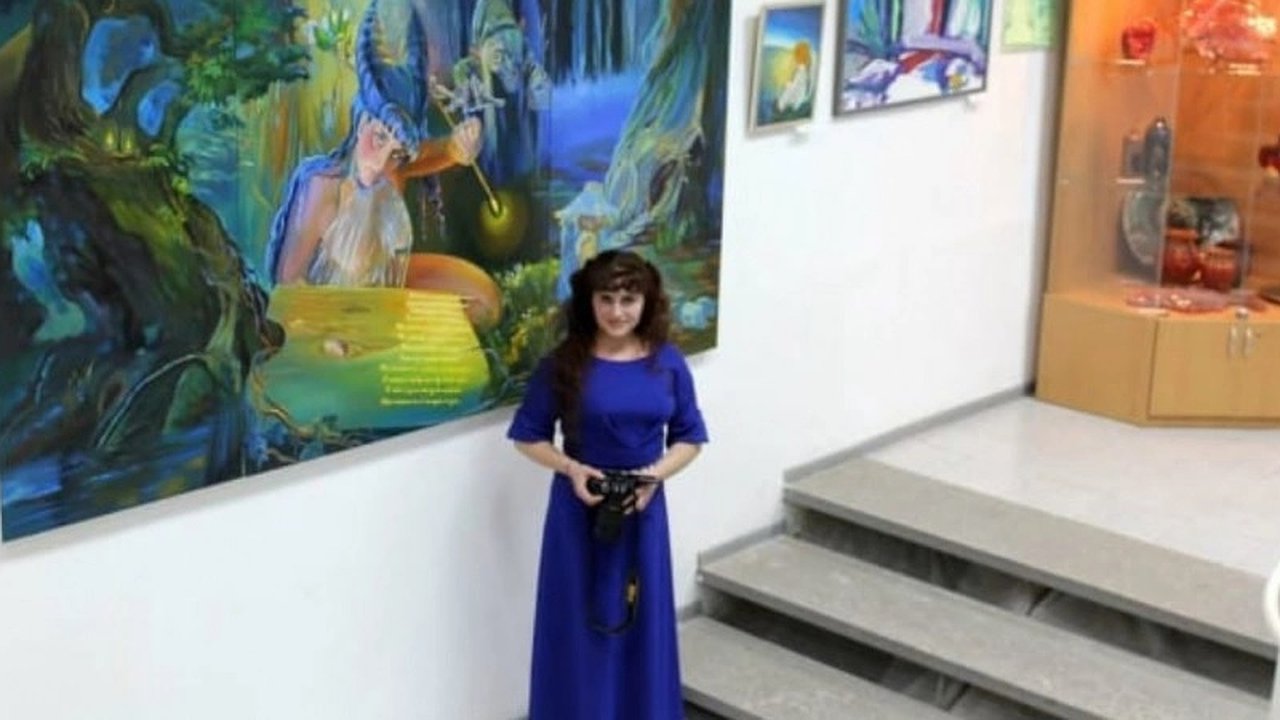 Главная картинка новости: Выставка «Память поколений»: искусство Лидии Карчурьян на 80-летие Победы