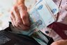 Миниатюра новости: Как пенсионерам получить двойную пенсию и не только — секреты от соседки Лиды