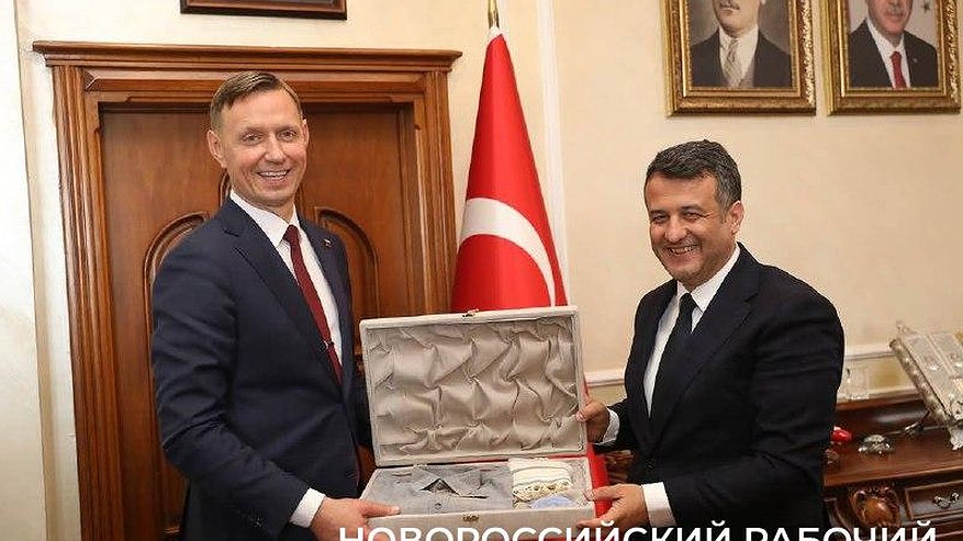 Главная картинка новости: Новороссийск и турецкий Самсун укрепляют партнёрство: акцент на переработку и обмен опытом