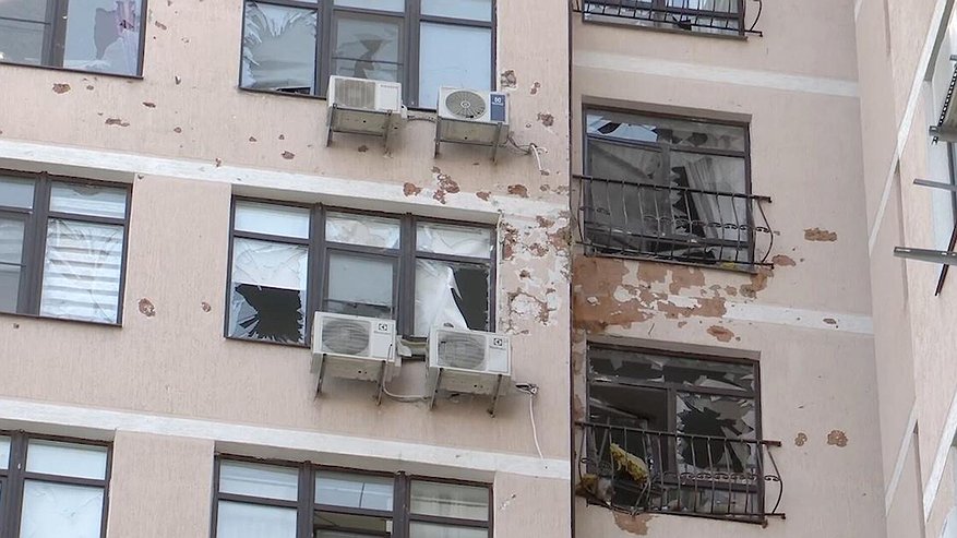 Главная картинка новости: Новороссийск не оставил своих: 375 семей получили до 1,5 млн рублей после атаки дронов — как власти ускорили помощь