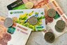 Миниатюра новости: Срочная выплата пенсионерам: 17 897 рублей поступят на карту «Мир» — условия получения