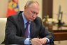 Миниатюра новости: Президент подписал указ: пенсионеры с 30-летним стажем получат прибавку в июне