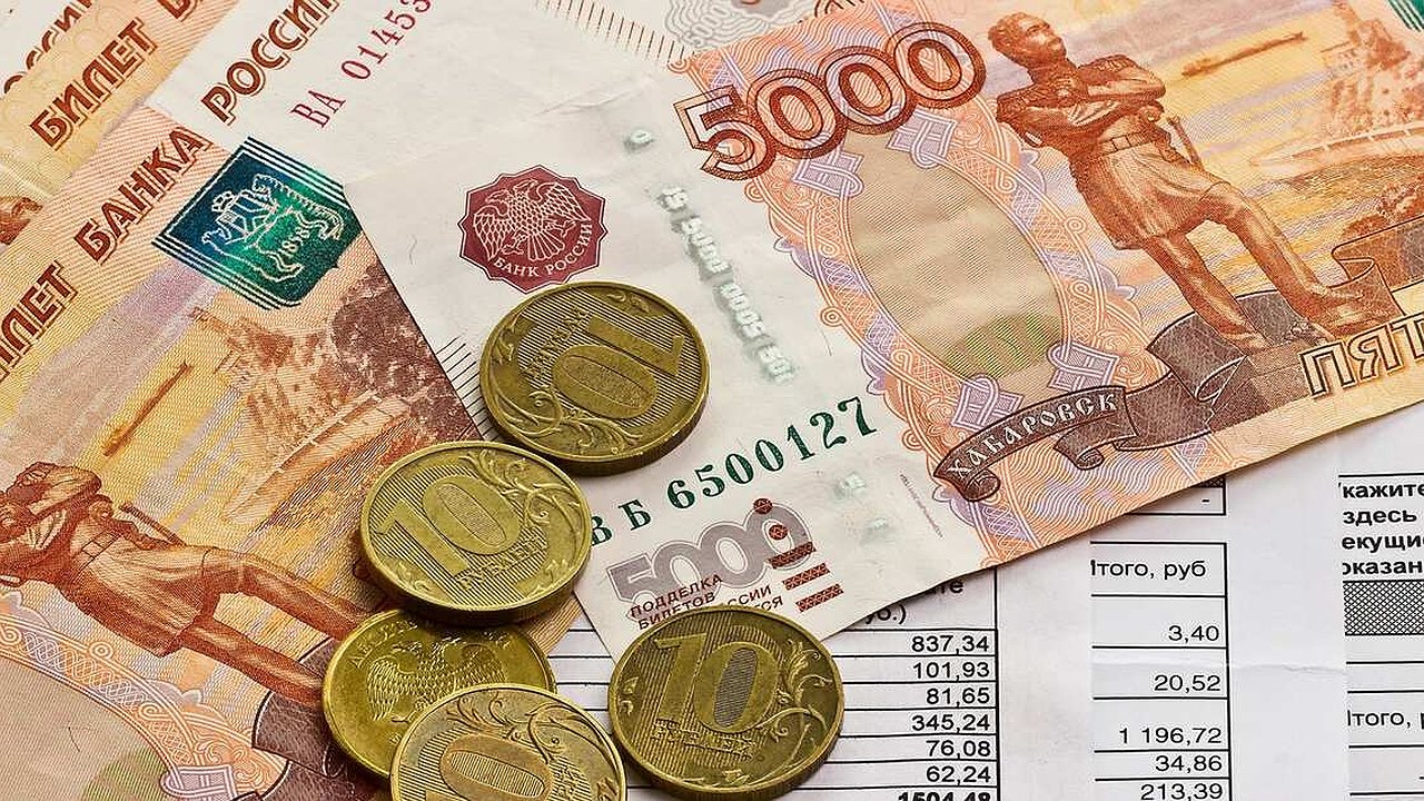 Главная картинка новости: По 20 000 рублей с квартиры – собственникам выставят дополнительный платёж за ЖКУ: избежать не удастся никому