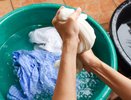 Забудьте о дорогих средствах! Мыло и марганцовка справятся с чем угодно — гениальный лайфхак наших бабушек