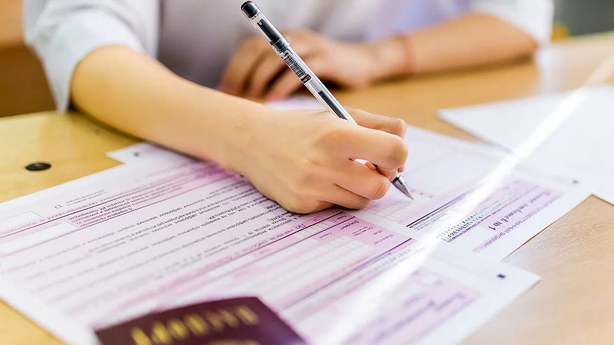 Главная картинка новости: 7 стобалльников по литературе: новороссийские выпускники бьют рекорды