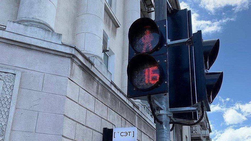 Главная картинка новости: Новороссийск обновляет светофорную сеть: четыре перекрёстка станут безопаснее