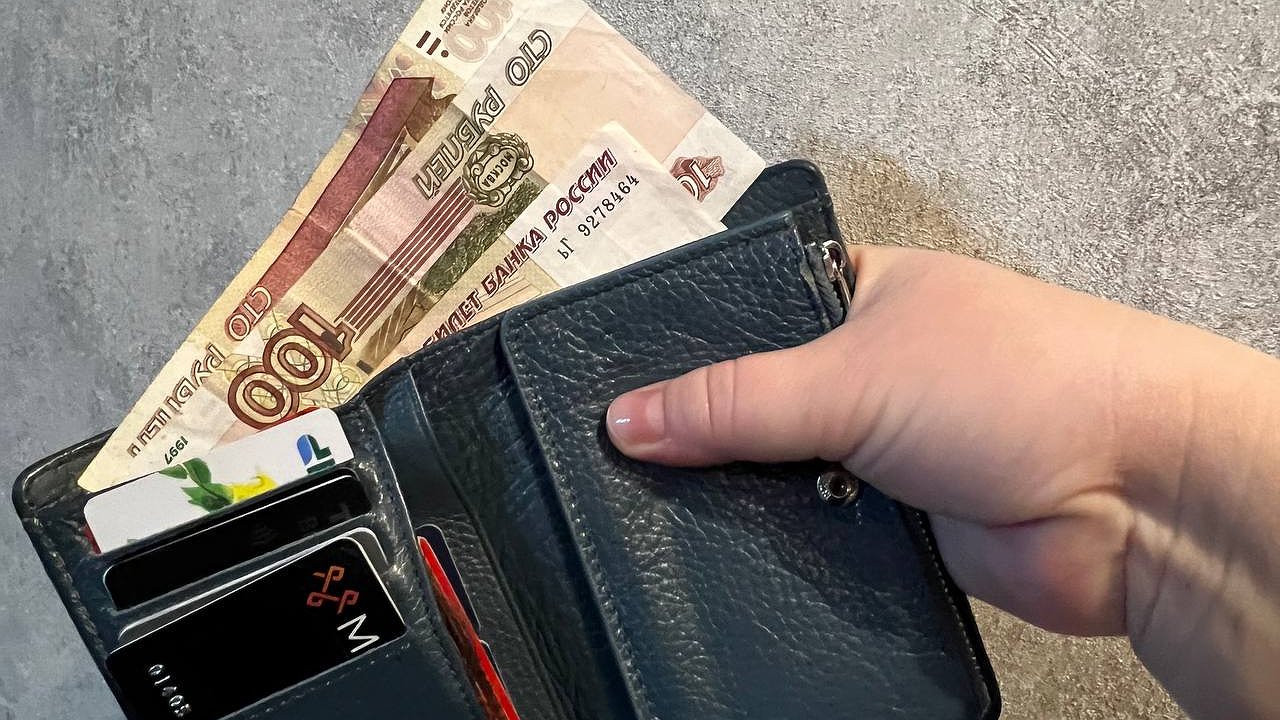 Главная картинка новости: Владельцы сбережений в полном шоке с 11 июня: ЦБ объявил неожиданную новость