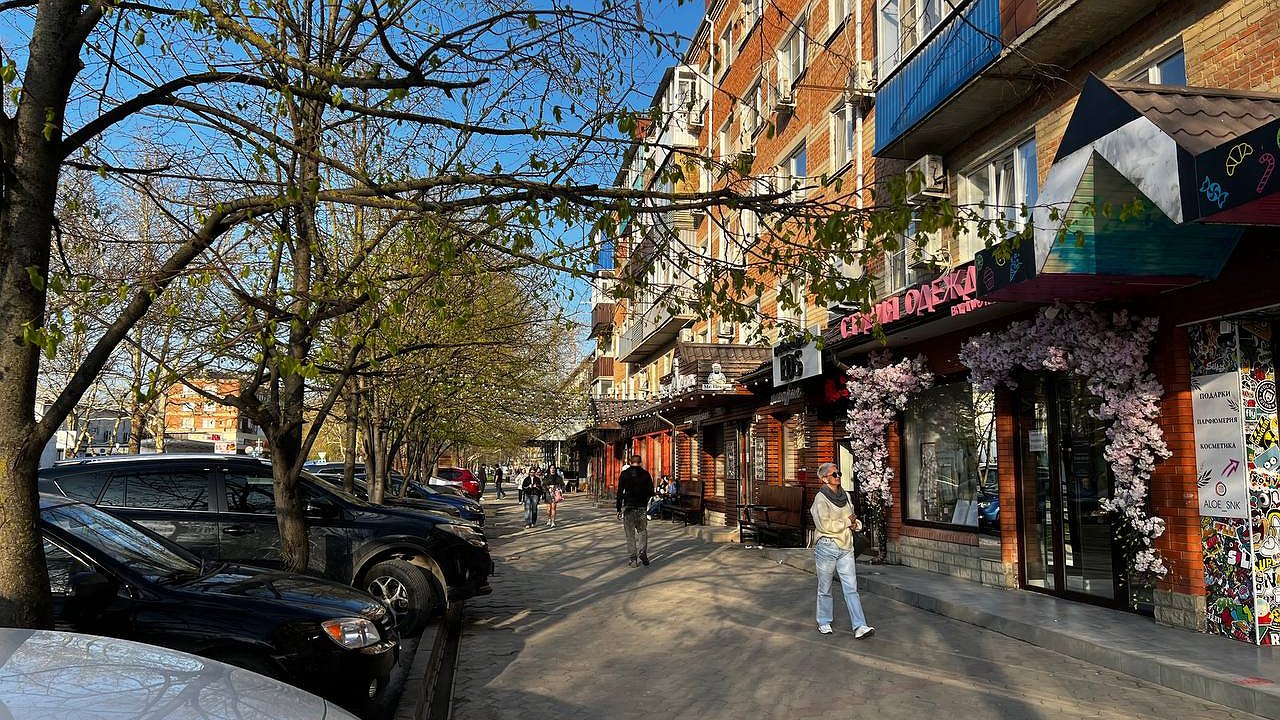 Главная картинка новости: Всего одна простая фраза, а денег — целые карманы: что важно говорить перед выходом из дома для неслыханного богатства