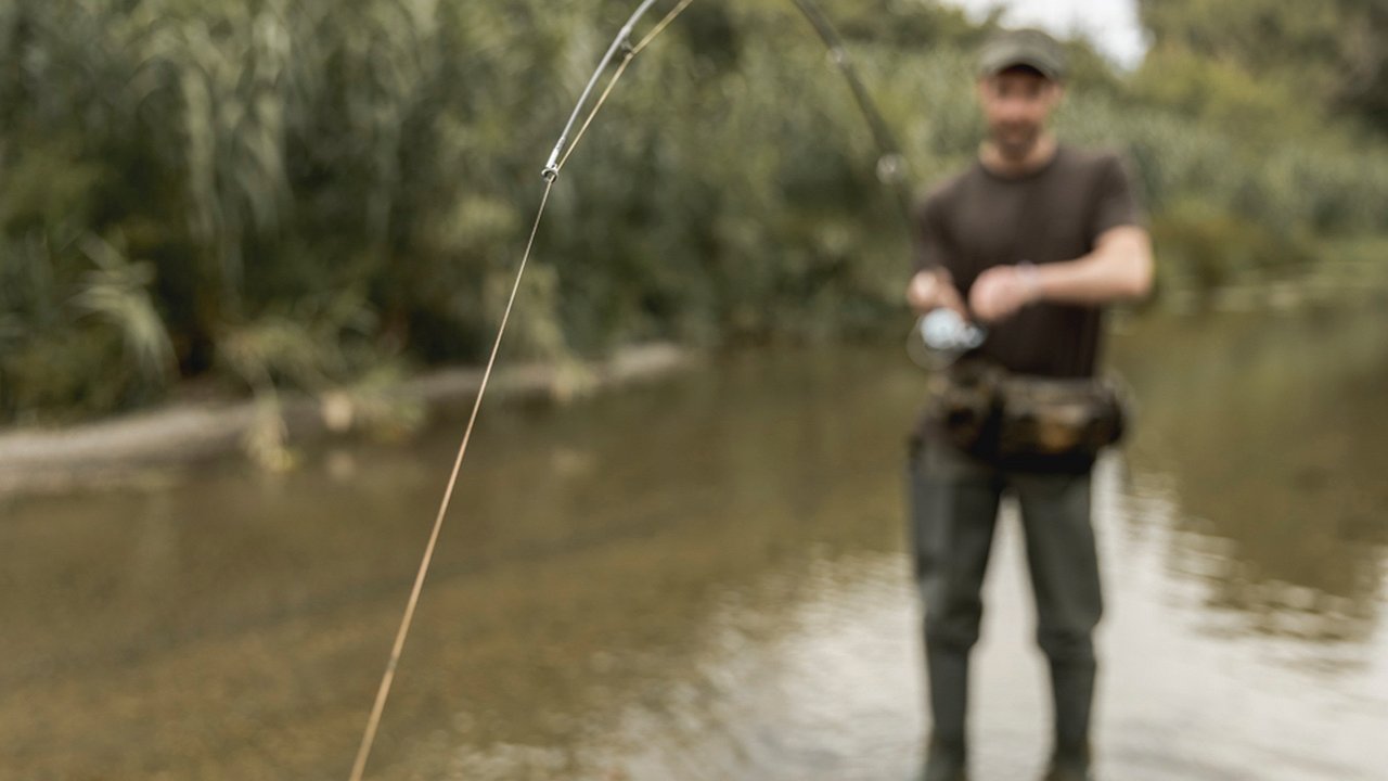 Главная картинка новости: Без ложки на рыбалку теперь вообще не хожу: сработает лучше любой приманки - для озер и рек