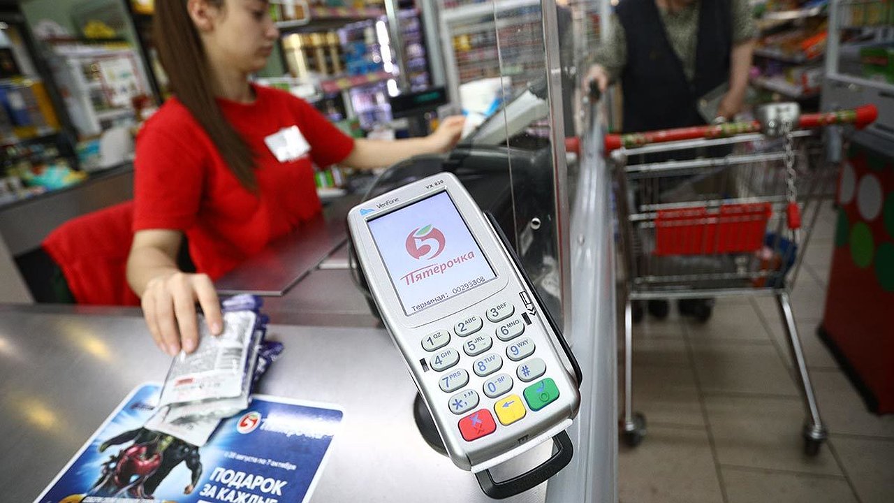 Главная картинка новости: Я больше не плачу картой в магазинах: как банки и ритейлеры годами наживались на моей невнимательности