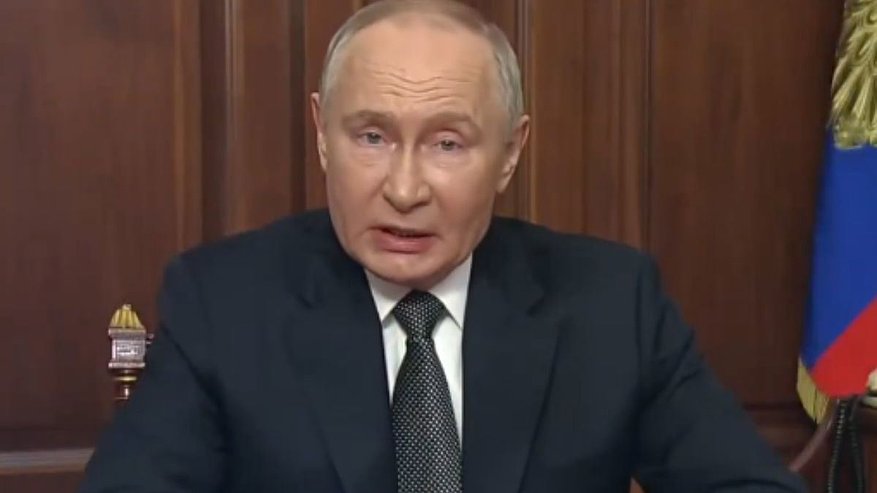 Главная картинка новости: Путин сообщил о демобилизации: кто покинет зону СВО в первую очередь и когда