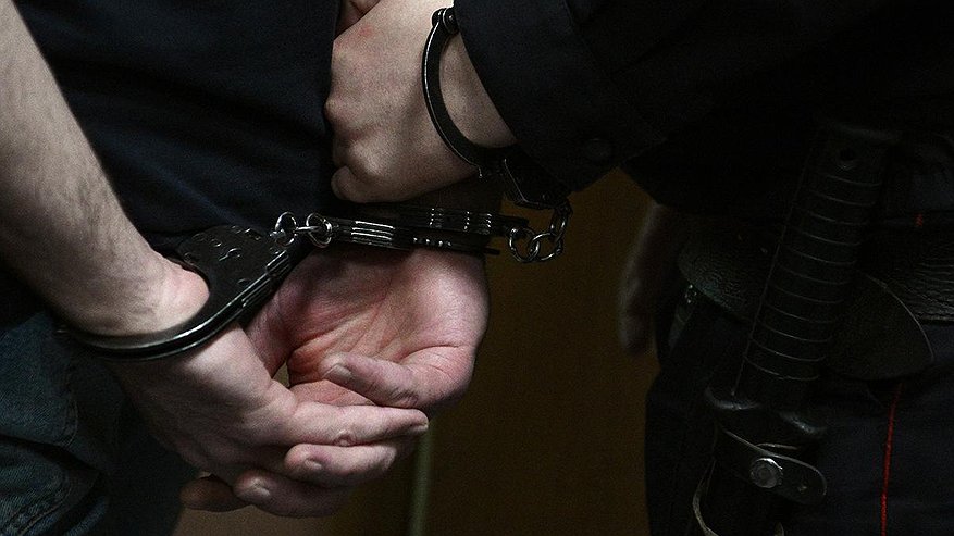 Главная картинка новости: Лже-ремонтник: мошенник выманил у жительниц Новороссийска 1,5 млн рублей