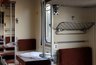 Миниатюра новости: Сосед просит нижнюю полку в поезде: как ответить вежливо и не остаться в дураках