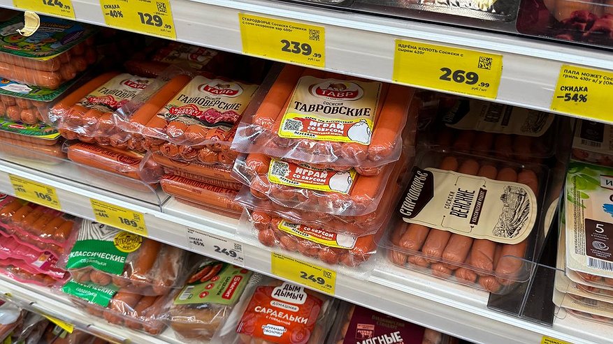 Главная картинка новости: Можно смело брать по 4 пачки – там чистое мясо: эксперты Роскачества назвали лучшие марки сосисок и сарделек