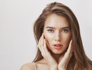 Свежий взгляд без следов усталости — хитрый совет от звездного визажиста "раскроет" нависшее веко