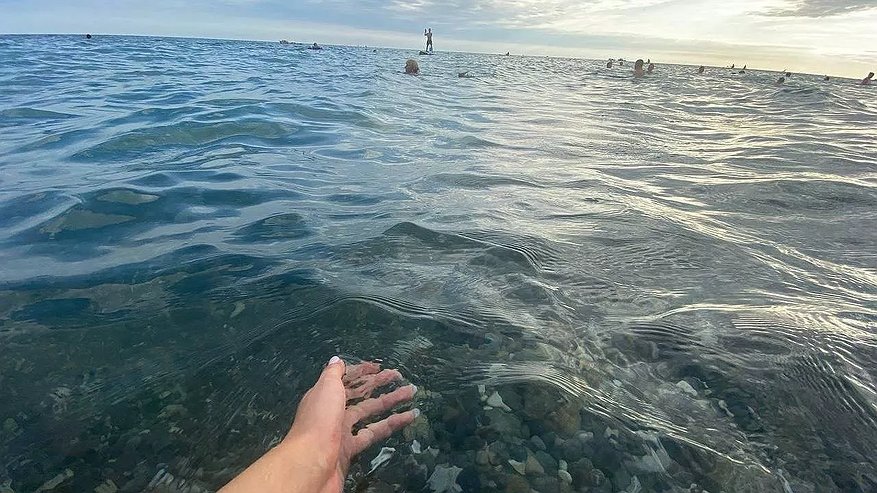 Главная картинка новости: Где сейчас самое тёплое море на Кубани: неожиданные изменения температуры воды