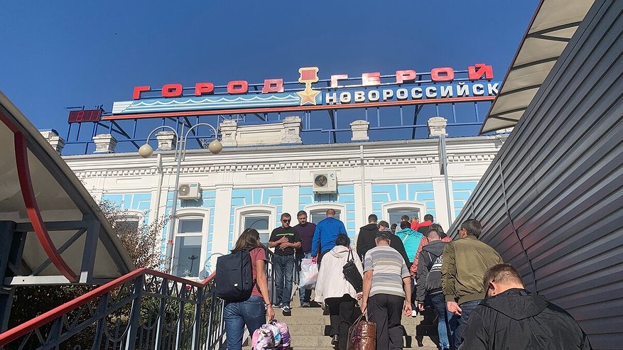 Главная картинка новости: Опасная еда на вокзалах Новороссийска: что нашли проверяющие