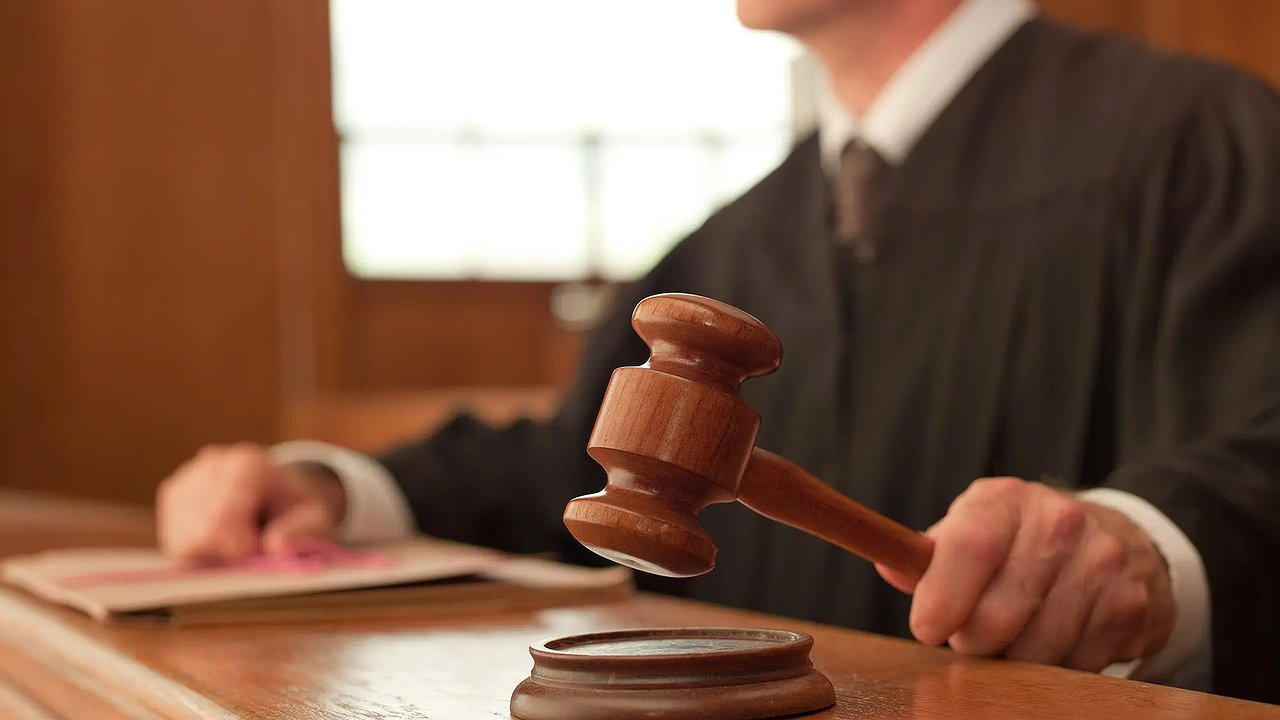 Главная картинка новости: Новороссиец получил 14 лет колонии за шпионаж и поддержку террористов