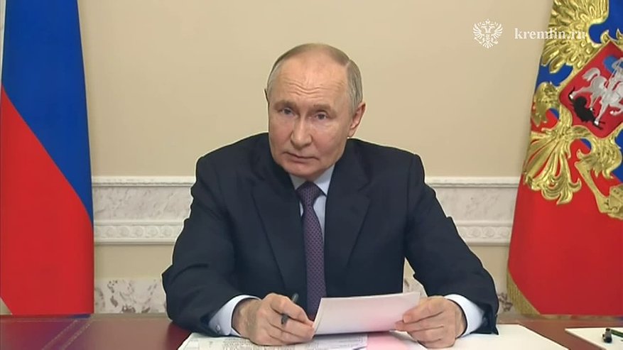 Главная картинка новости: Путин признал, что 70 тысяч рублей – это мало для нормального проживания