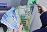 Миниатюра новости: Владельцы сбережений в недоумении с 1 июля: в ЦБ рассказали россиянам важную новость