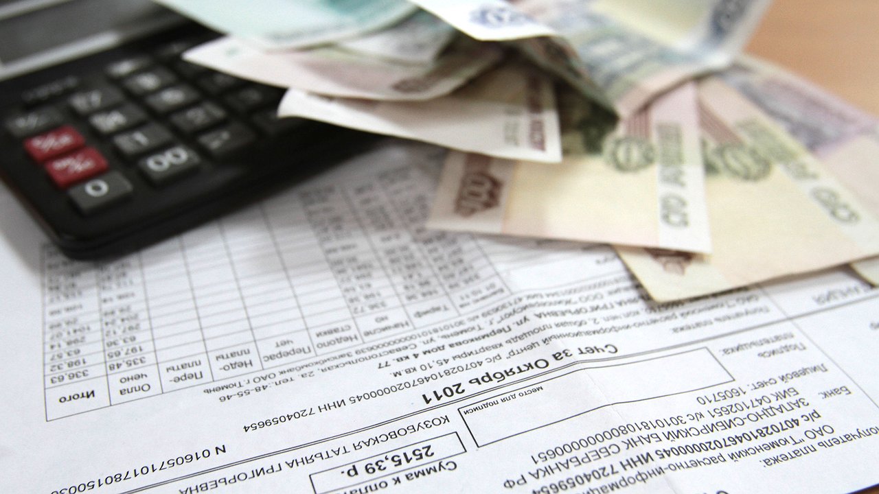 Главная картинка новости: Россиян ждет двойной удар по кошельку: тарифы на газ и коммуналку резко подскочат с 1 июля