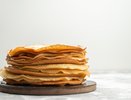 Просто выливаю это в тесто перед тем как всыпать муку: блины получаются кружевные, тонкие, нежные и вкусные