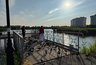 Миниатюра новости: 7 неочевидных признаков симпатии: как определить, что вы нравитесь человеку без слов - поясняет психолог
