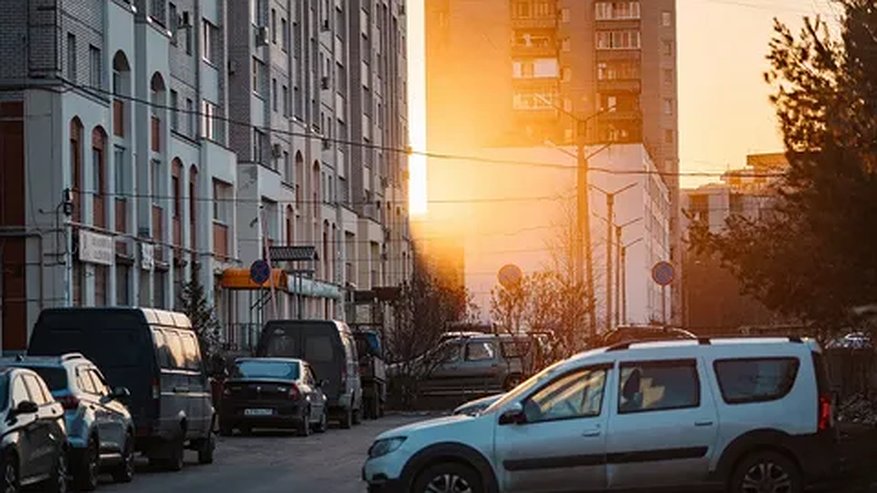 Главная картинка новости: За окном — как в духовке, а дома идеальные 19: вещица за 100 рублей охладила квартиру похлеще импортного кондиционера