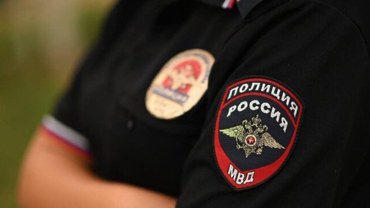 Главная картинка новости: 26-летний механик с Сахалина угнал BMW клиента в Новороссийске