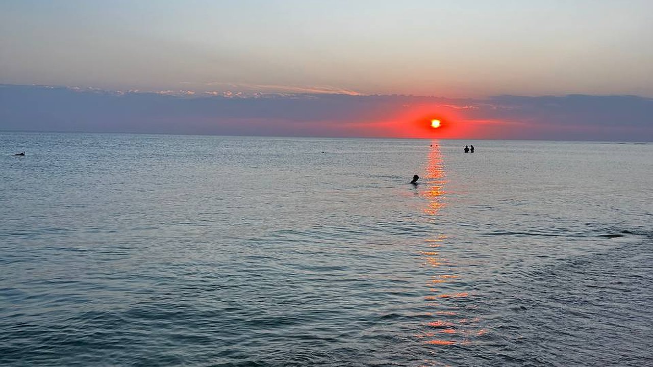 Главная картинка новости: Такой российский курорт становится хитом 2025 года: чистейшие пляжи и прозрачная вода