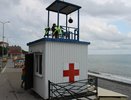 Трагедия на пляже Новороссийска: женщину спасли отдыхающие, так как спасатели уже закончили работу
