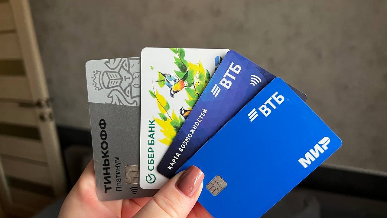 Главная картинка новости: Теперь никаких переводов с карты на карту: Сбер предупредил о новом обязательном условии для россиян