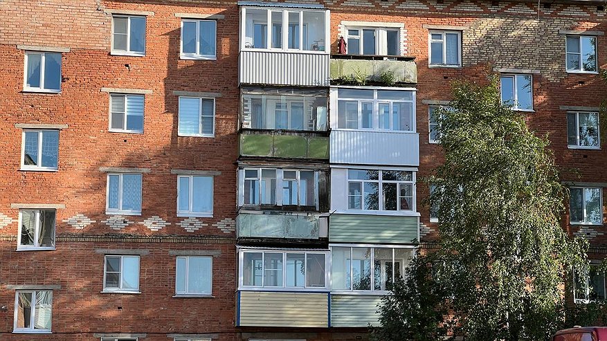 Главная картинка новости: Неожиданное падение цен: список городов, где сейчас выгоднее всего покупать квартиру