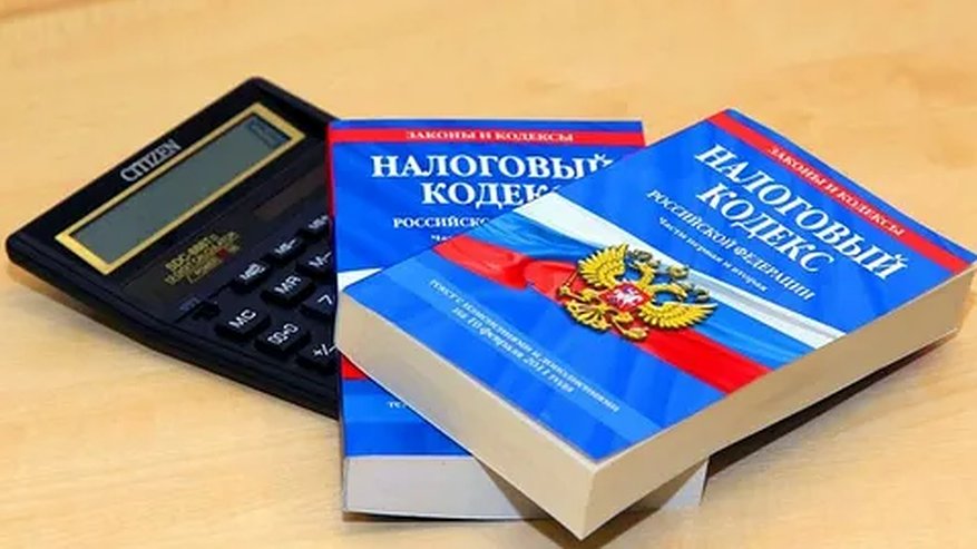 Главная картинка новости: Список новых платежей: за что россияне начнут платить больше уже в 2025 году