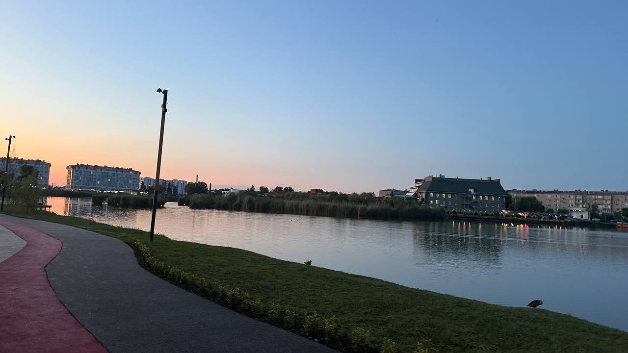 Главная картинка новости: То зной, то прохлада - россиянам дали абсолютно новый прогноз на неделю