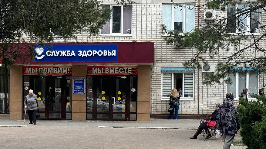 Главная картинка новости: Зашел в палату и тихо обомлел: американец попал в русскую больницу - что его так поразило