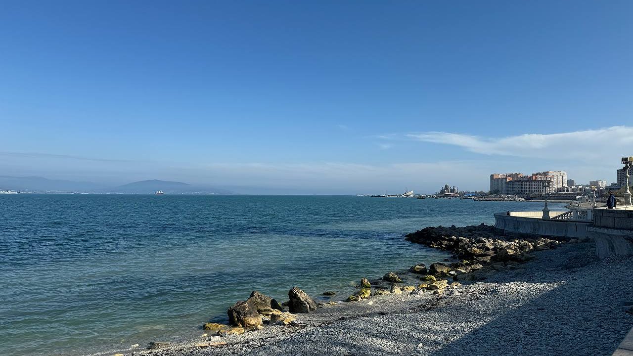 Главная картинка новости: Новороссийск ждет переменчивая погода: солнце сменится дождем