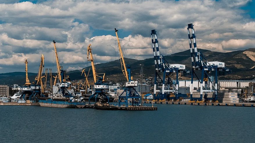 Главная картинка новости: Грузооборот порта Новороссийска может вырасти на 50%
