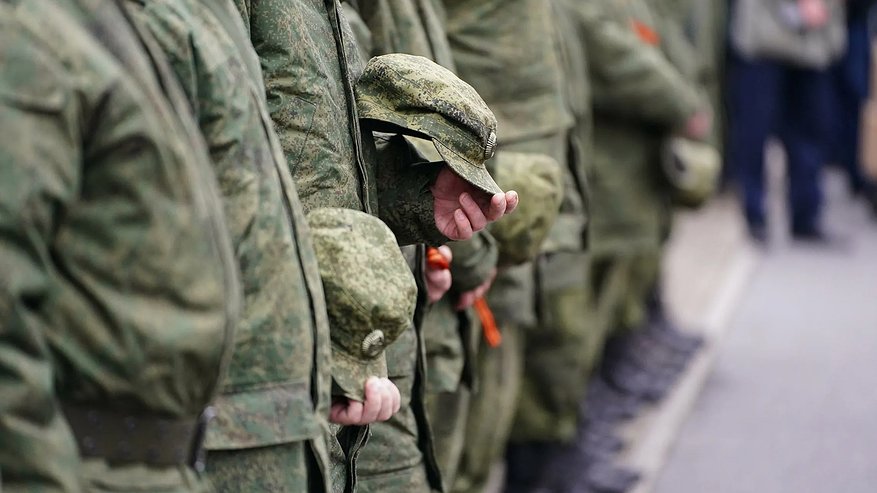 Главная картинка новости: Сроки демобилизации названы: когда мобилизованные наконец вернутся домой