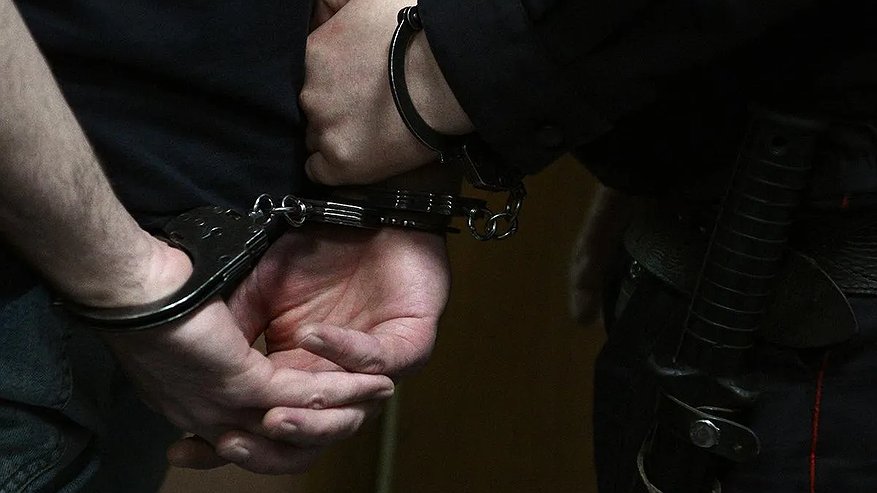 Главная картинка новости: Раскрыта террористическая угроза: ФСБ обнародовала шокирующие кадры задержания экстремиста на Кубани