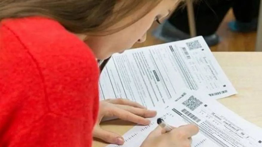 Главная картинка новости: Более 400 девятиклассников Новороссийска отправятся на пересдачу экзаменов