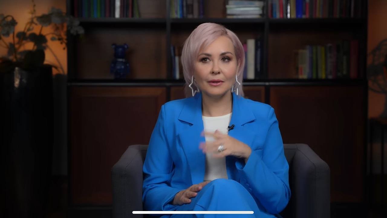Главная картинка новости: Попутный ветер до конца жизни: Василиса Володина назвала 2 знака, для которых начнется золотое время