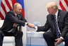 Миниатюра новости: Трамп инициирует переговоры с Путиным и Зеленским на следующей неделе