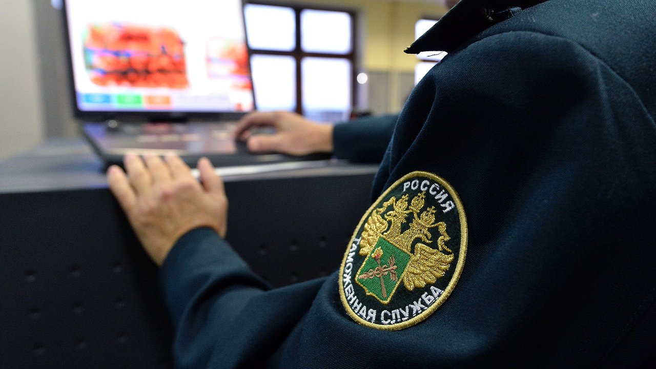 Главная картинка новости: Новороссийские таможенники выявили масштабную попытку ввоза контрафактных автодеталей