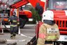 Миниатюра новости: Без воды и защиты: новороссийцы в дыму эвакуировались из горящей 16-этажки