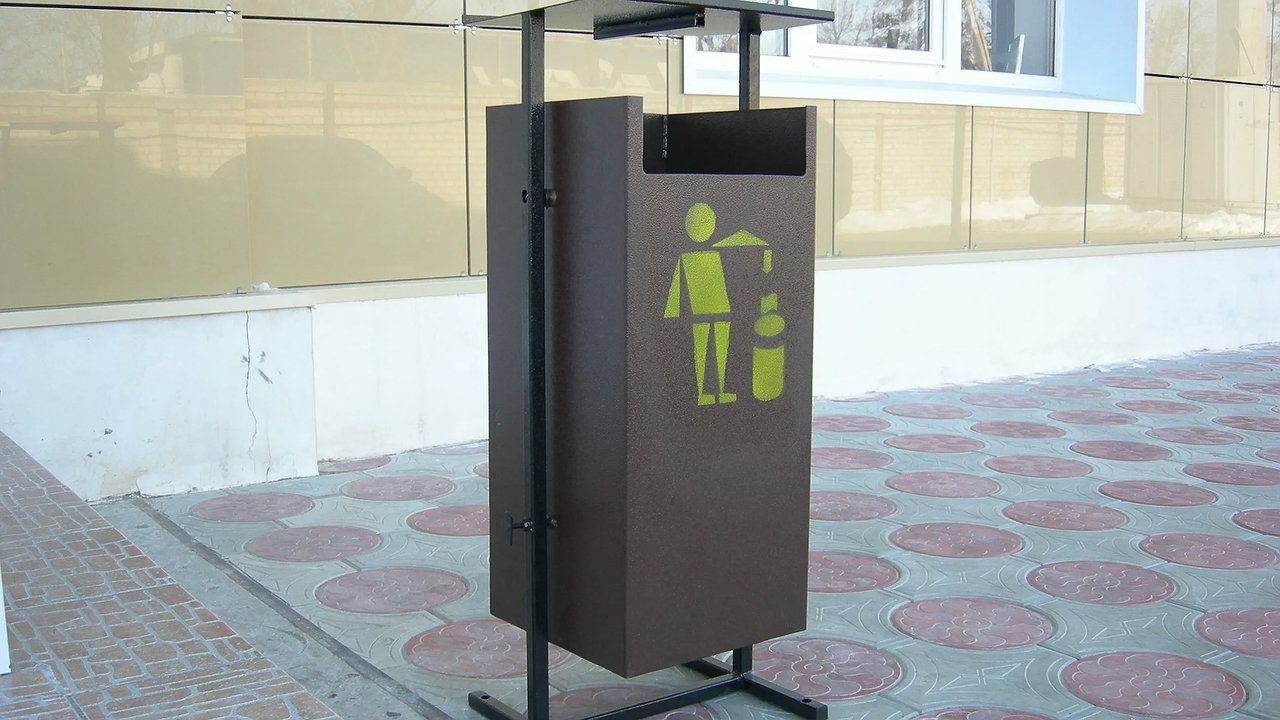 Главная картинка новости: Власти Новороссийска ужесточат правила для урн у торговых точек