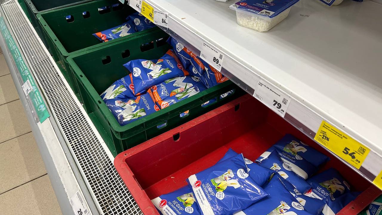 Главная картинка новости: Роскачество бьёт тревогу: эти марки кефира — сплошная химия, даже по скидке не берите